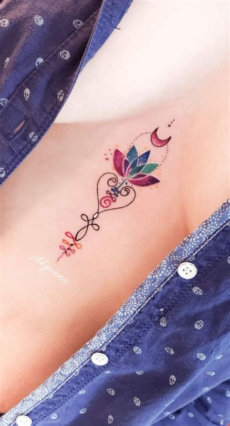 tatuajes mujer pecho|Los mejores tatuajes en el pecho para mujer 